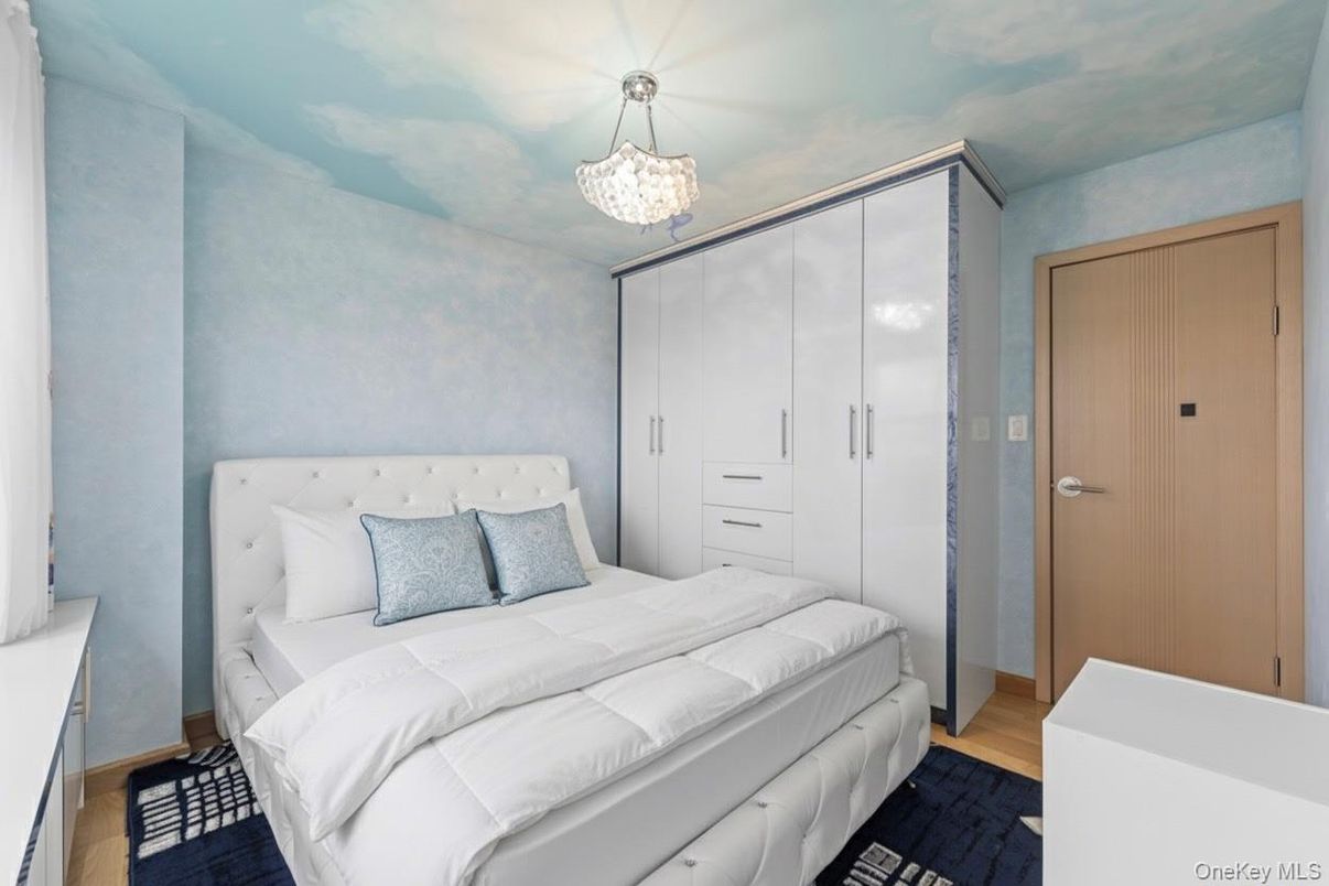 Bedroom, Interior, Pendant Lights, Wood Texture Flooring