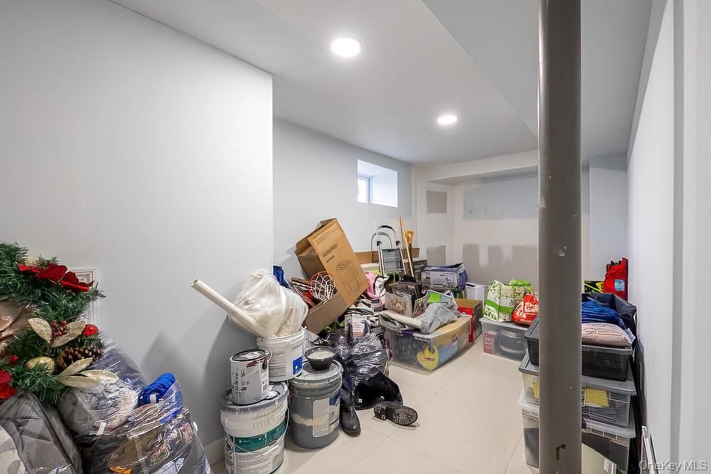 Interior, Recessed Lighting