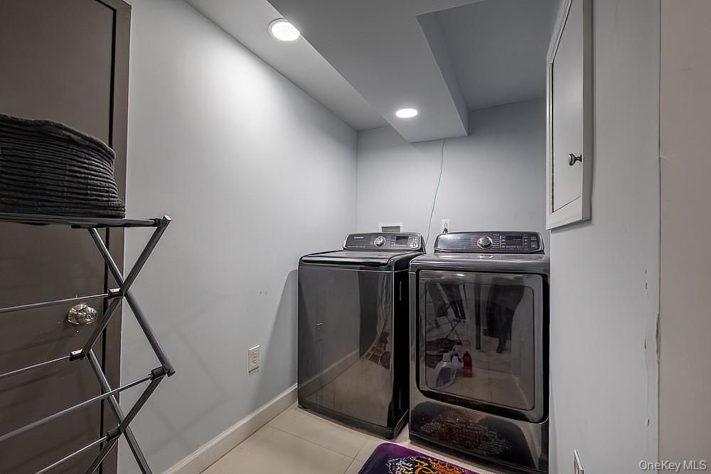 Interior, Recessed Lighting, Washer