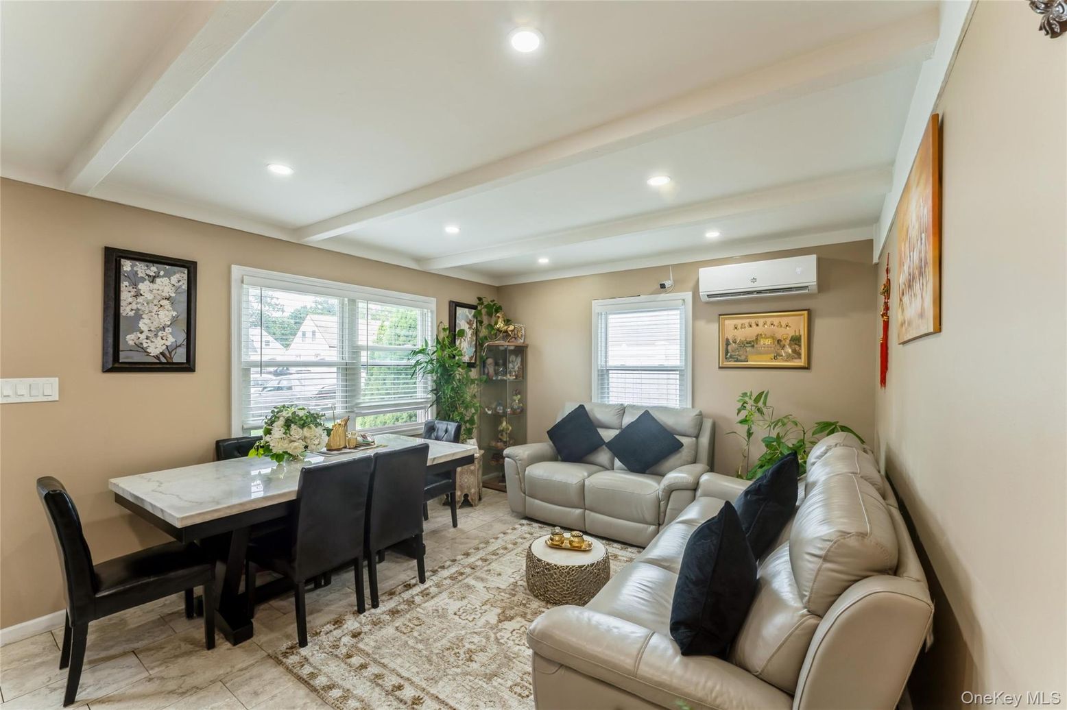 Dining room, Interior, Living room, Recessed Lighting