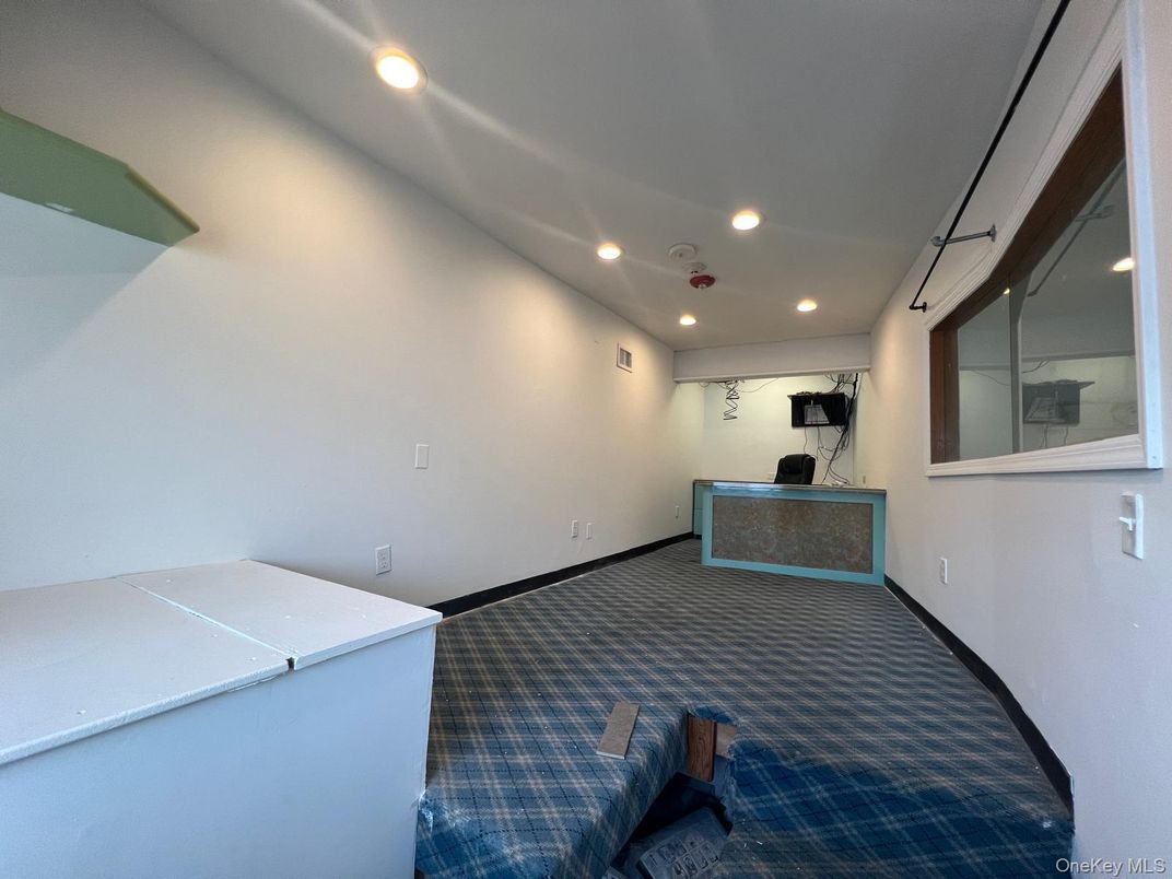 Interior, Recessed Lighting