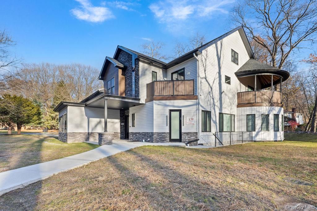 Backyard, Exterior, Facade, Farmhouse