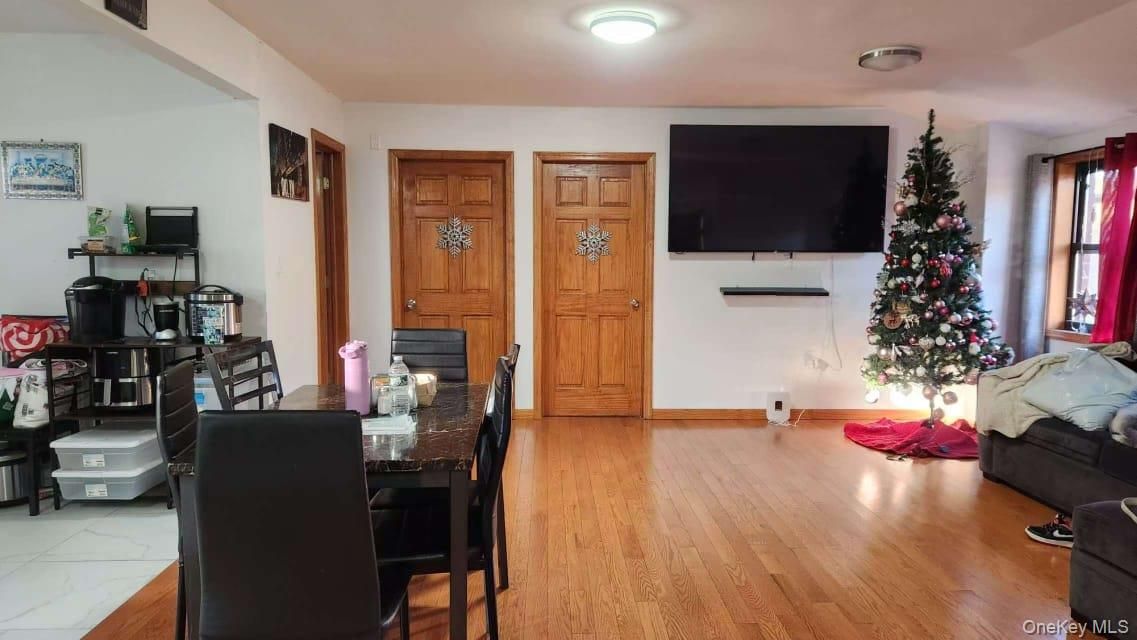 Dining room, Interior, Wood Texture Flooring