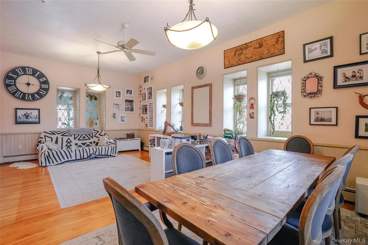 Dining room, Interior, Living room, Pendant Lights, Wood Texture Flooring