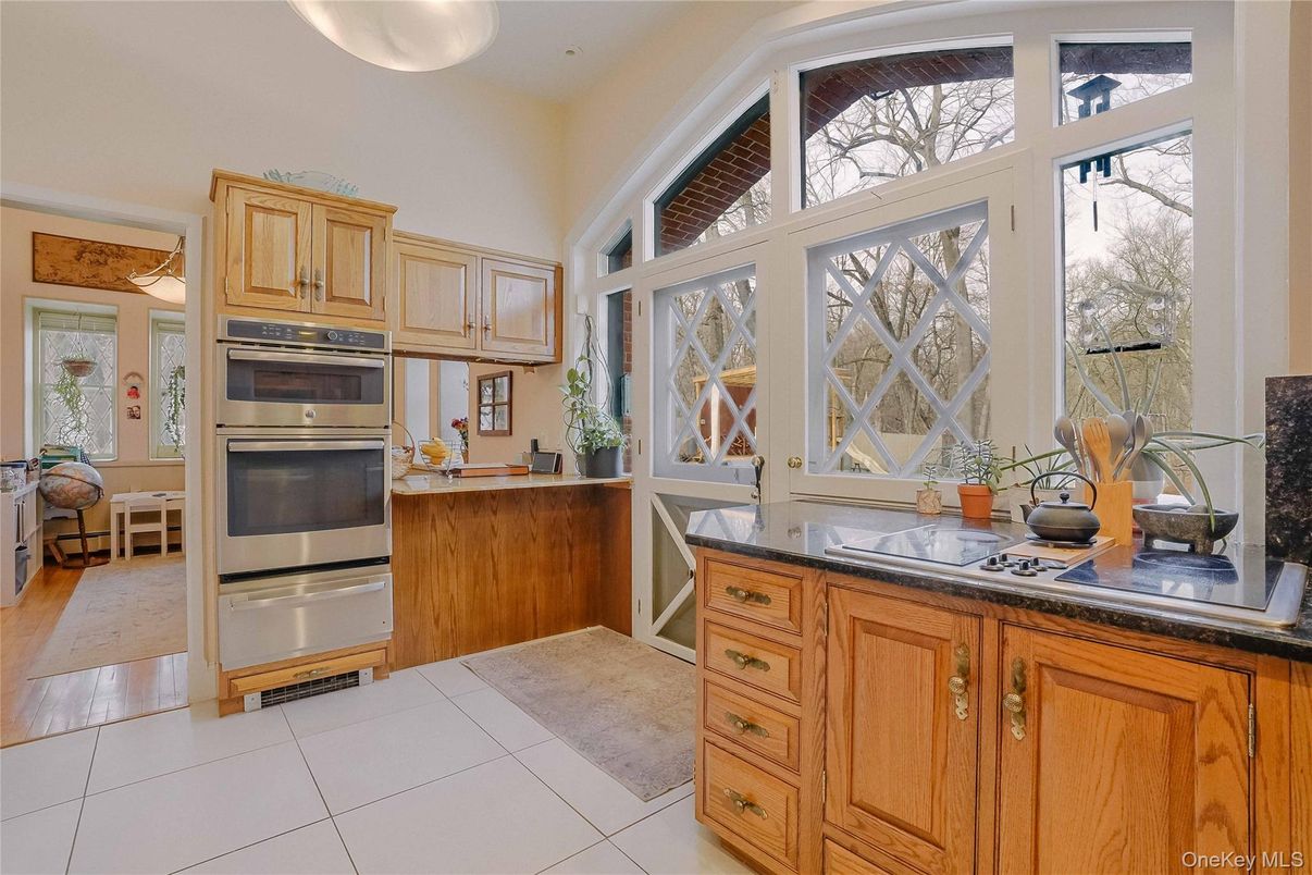 Interior, Kitchen, Stainless Steel Appliances
