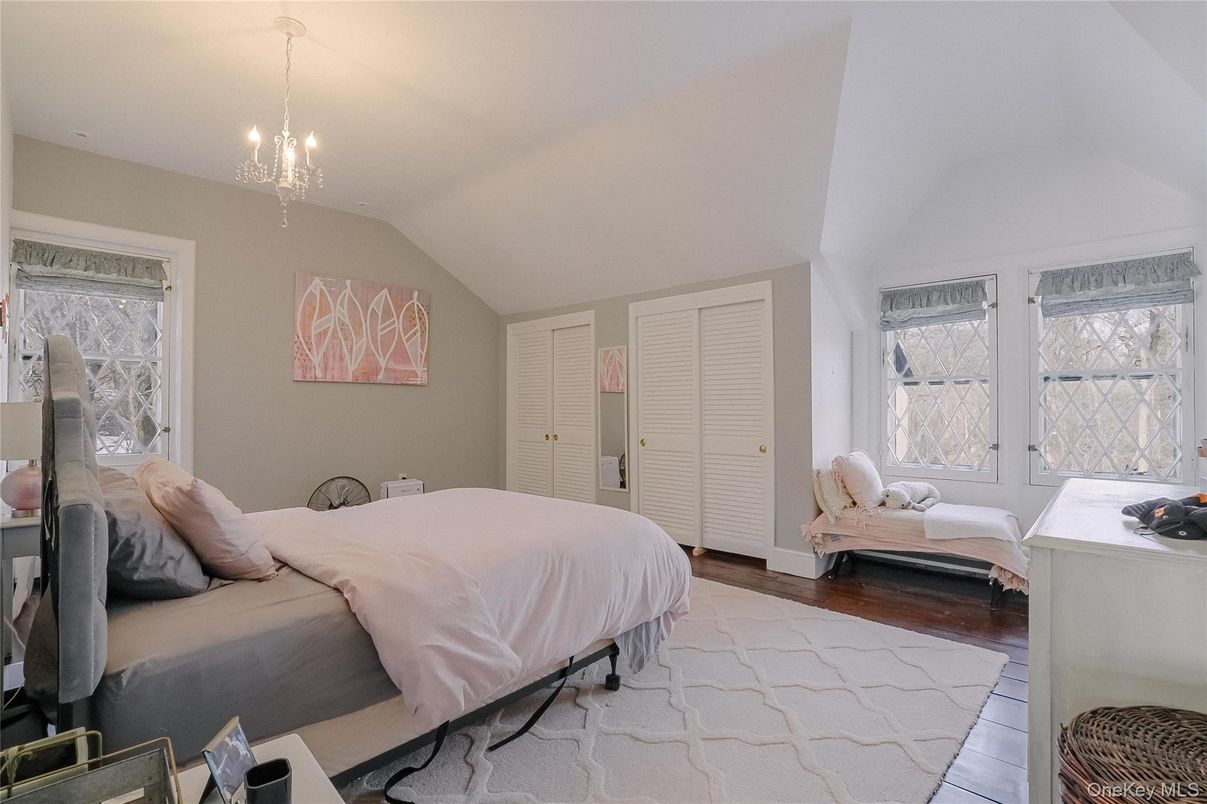 Bedroom, Chandelier, Interior, Pendant Lights, Wood Texture Flooring