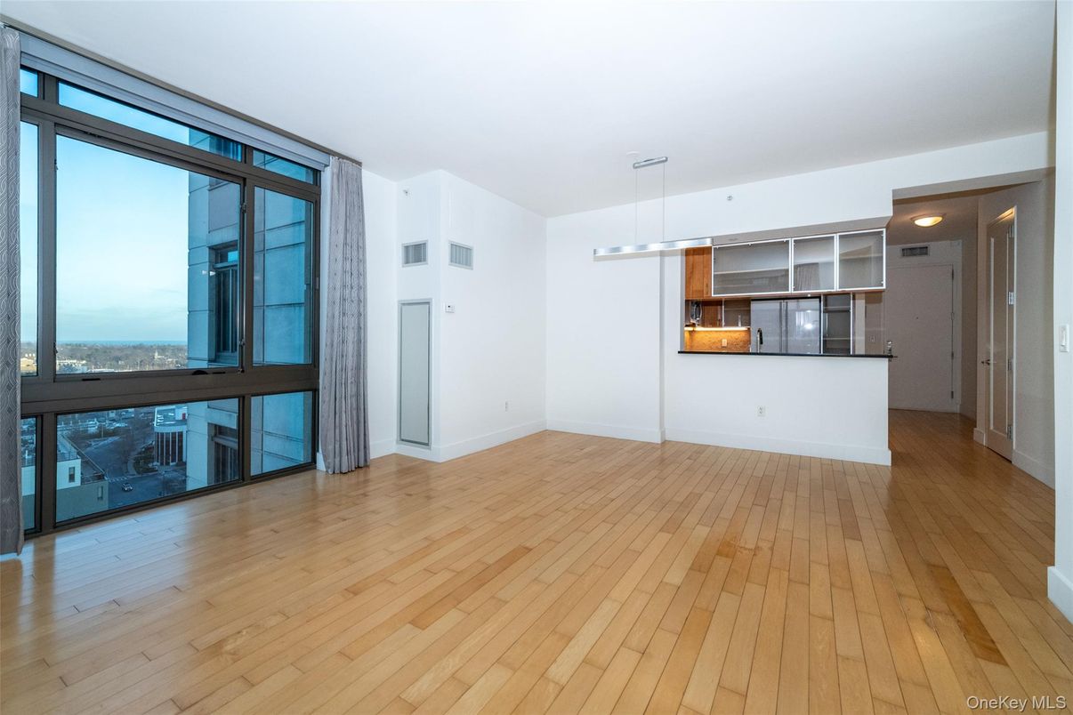 Empty room, Interior, Pendant Lights, Wood Texture Flooring