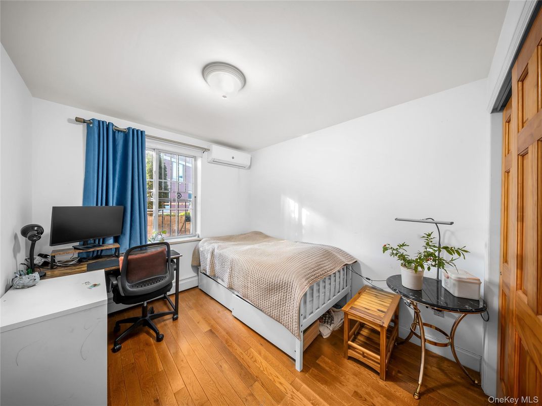 Bedroom, Home Office, Interior, Wood Texture Flooring