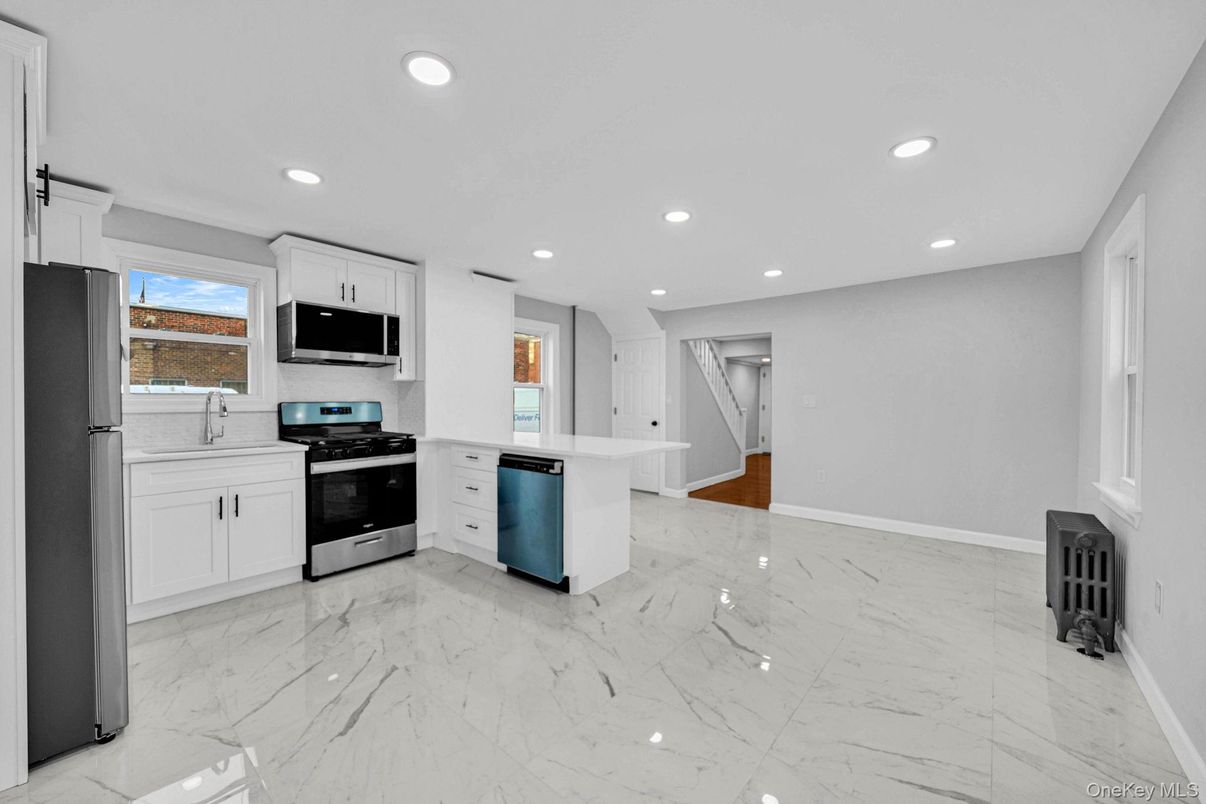 Interior, Kitchen, Marble, Recessed Lighting, Stainless Steel Appliances
