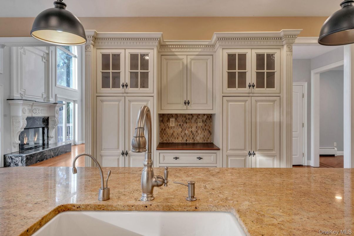 Fireplace, Interior, Kitchen