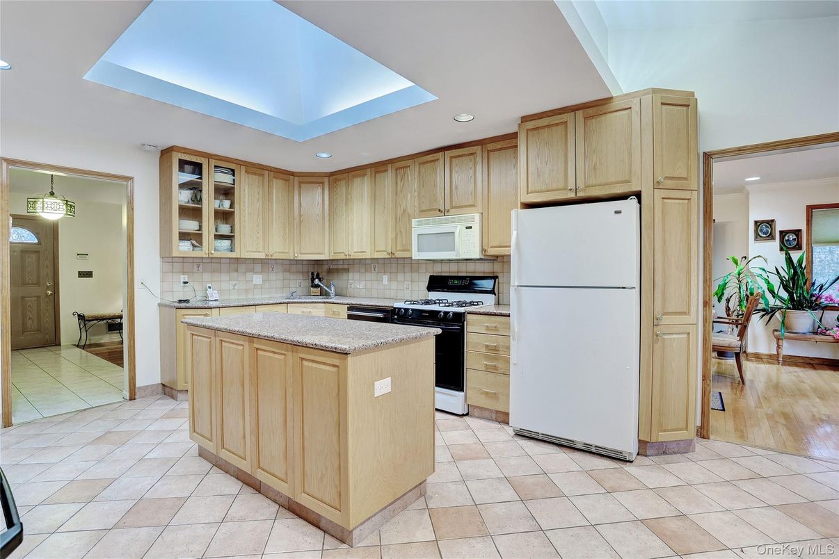Interior, Kitchen, Pendant Lights, Recessed Lighting