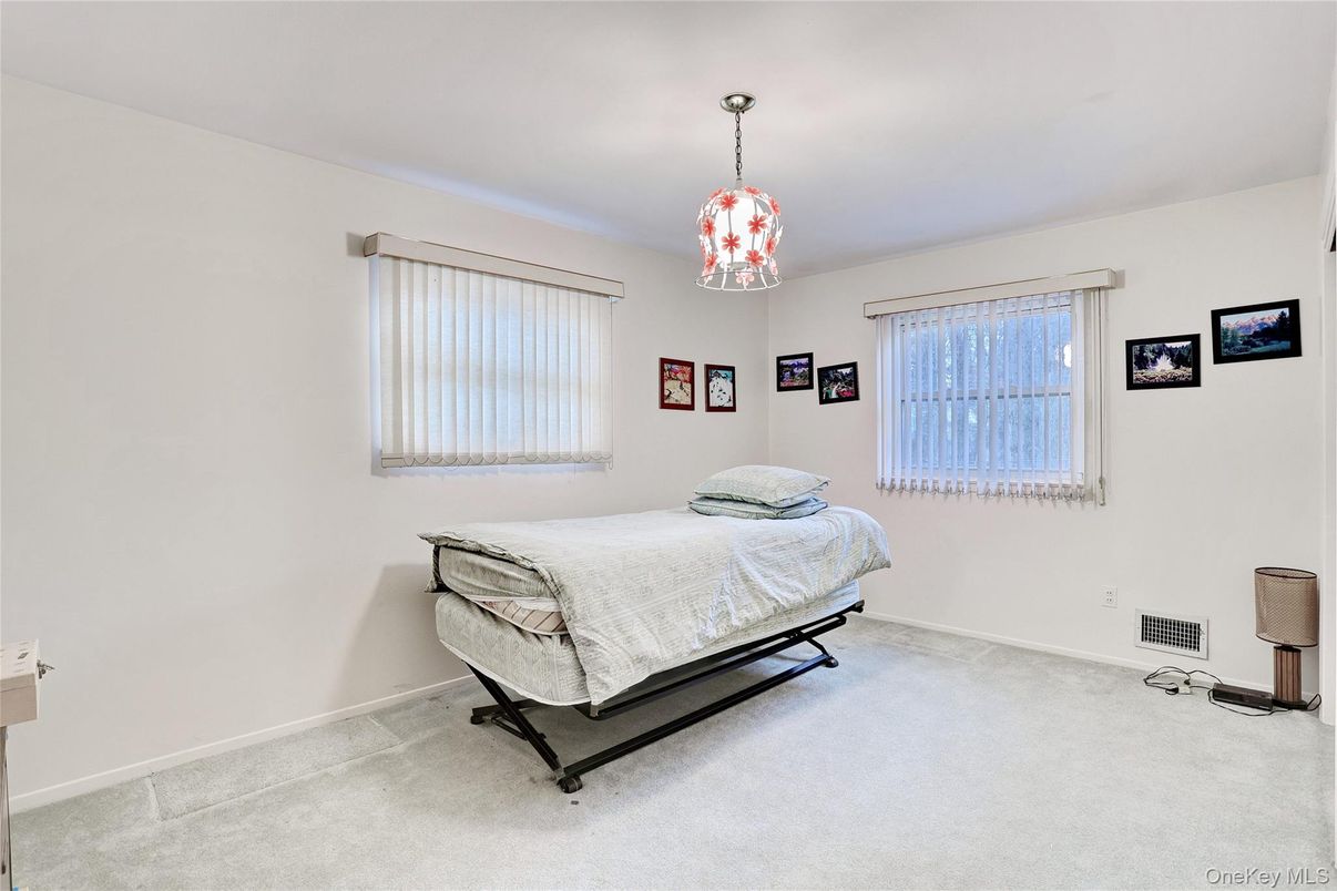 Bedroom, Interior, Pendant Lights