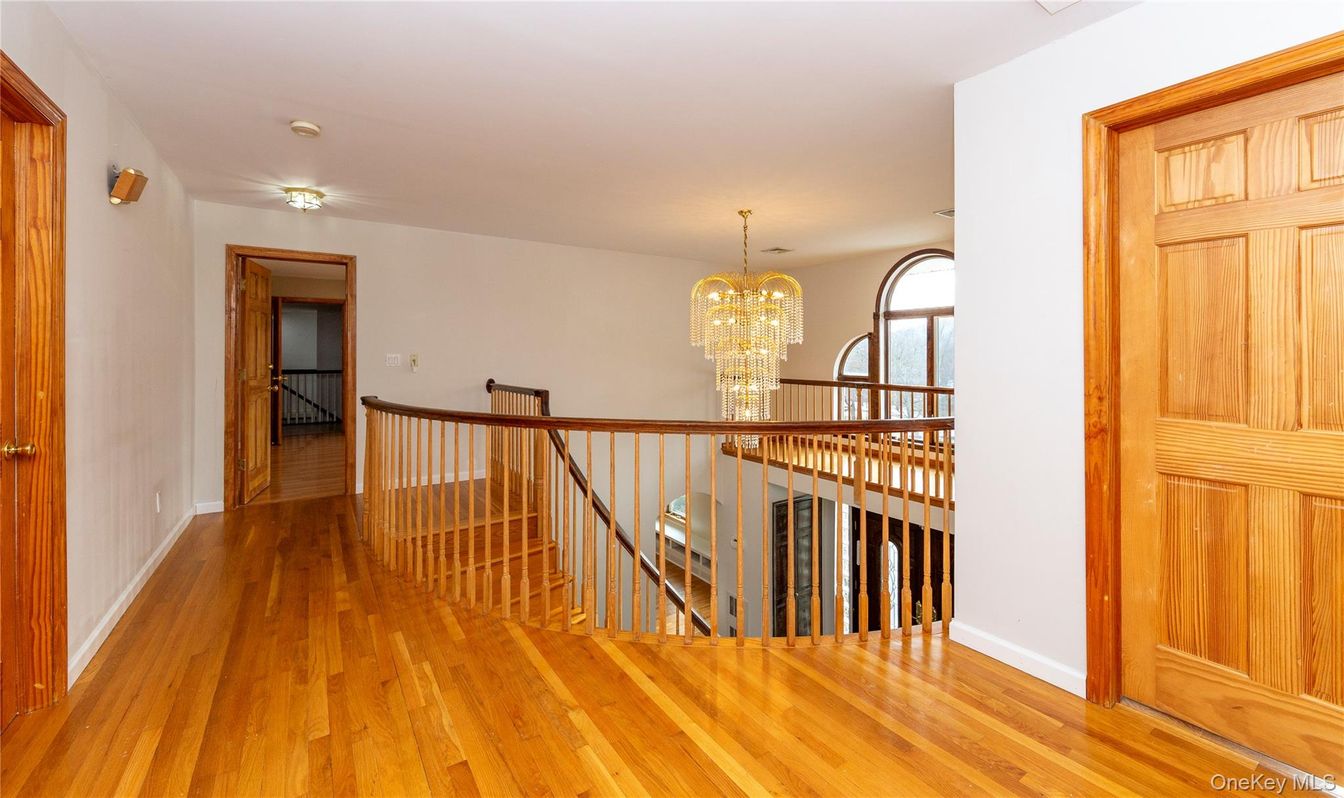 Chandelier, Interior, Wood Texture Flooring