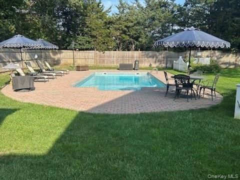 Backyard, Exterior, Pool