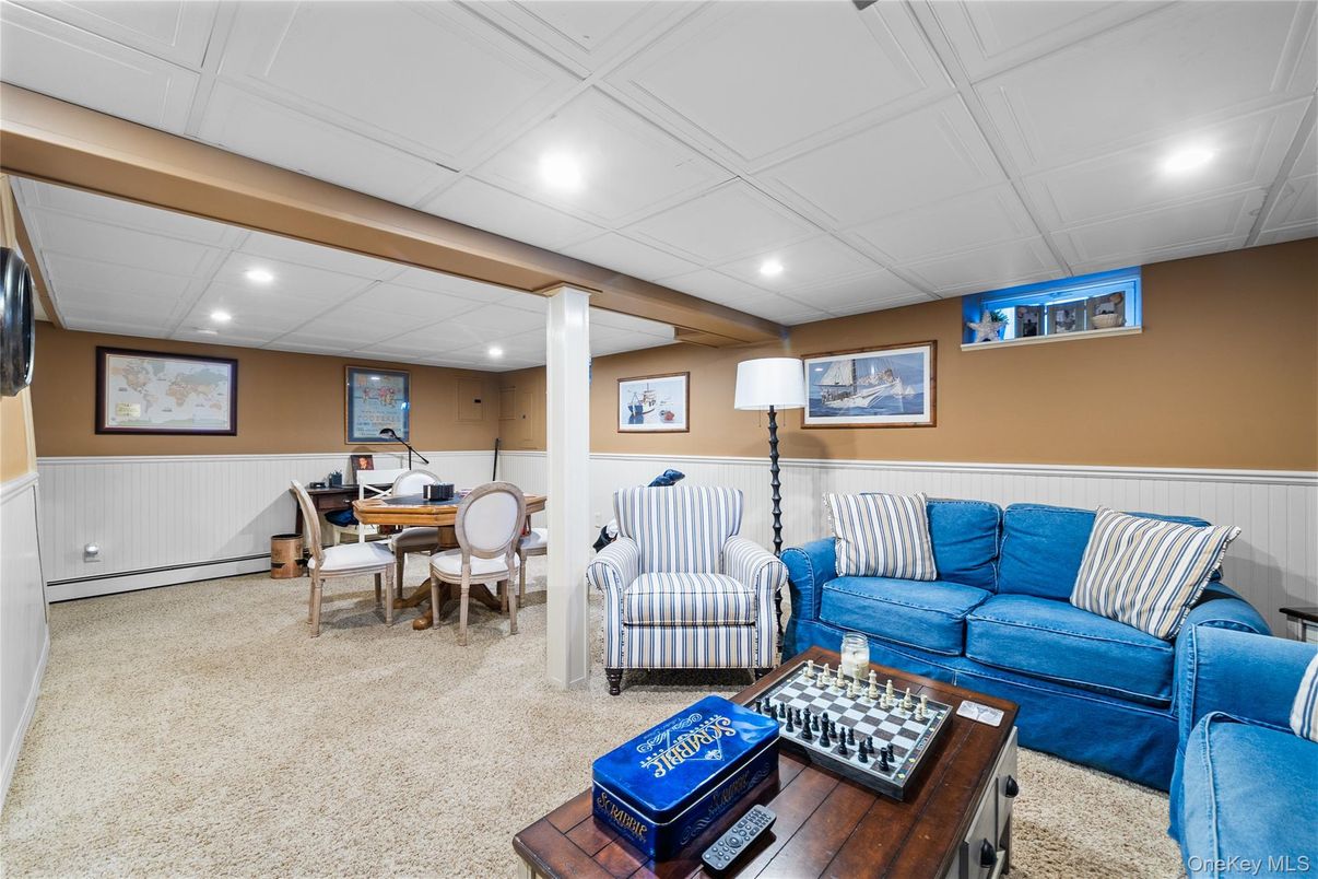 Dining room, Interior, Living room, Recessed Lighting