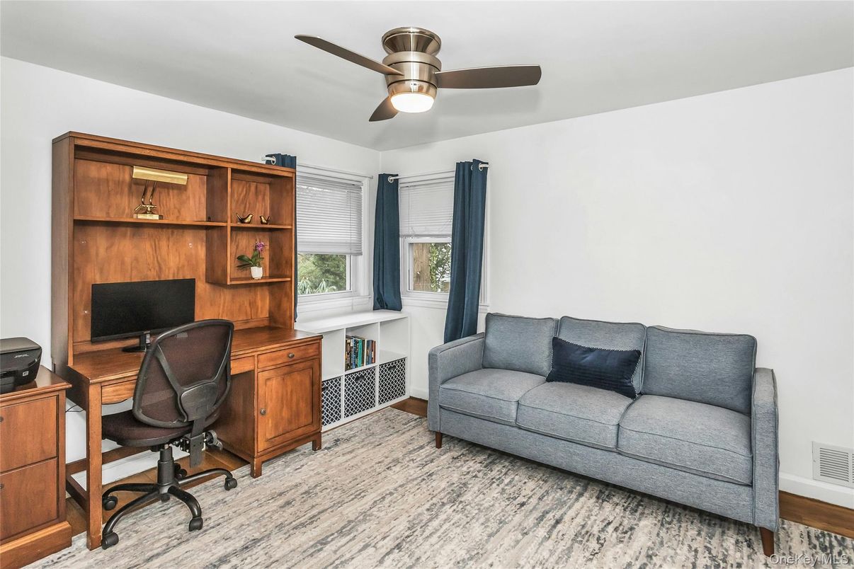 DE Listing image placeholder