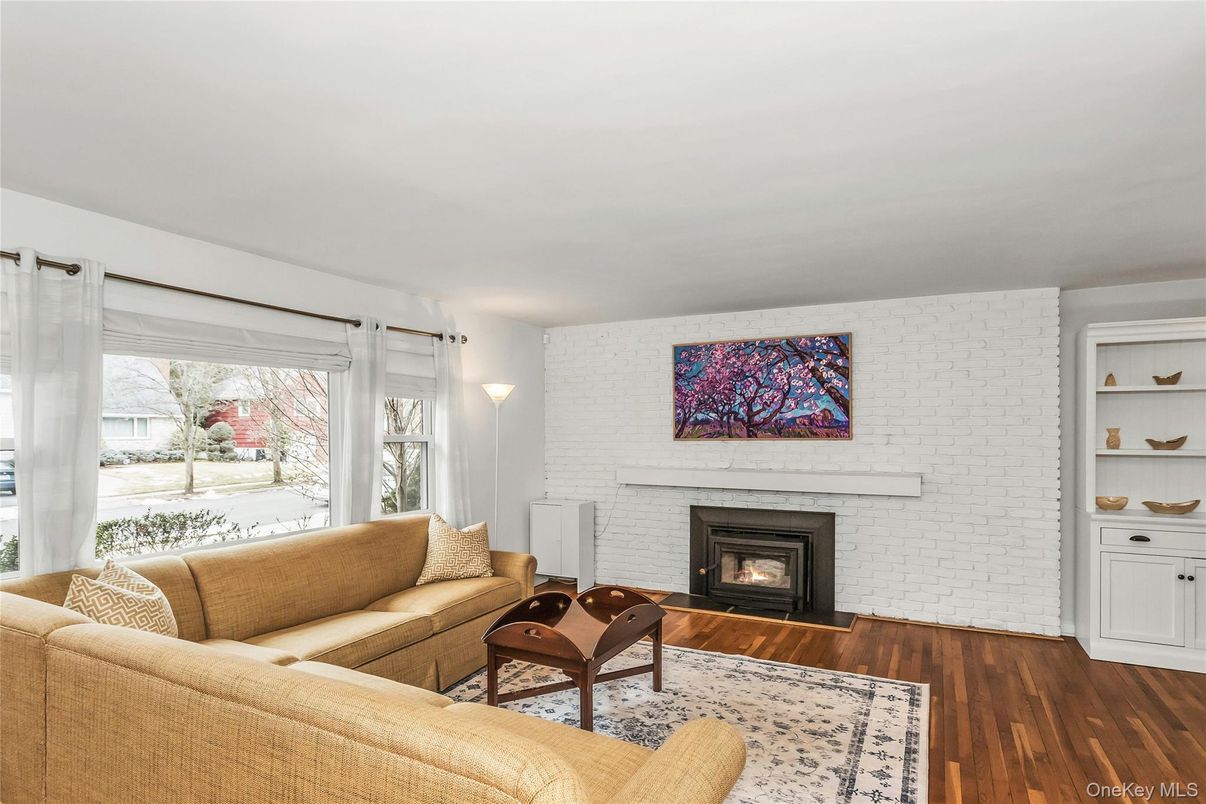 DE Listing image placeholder