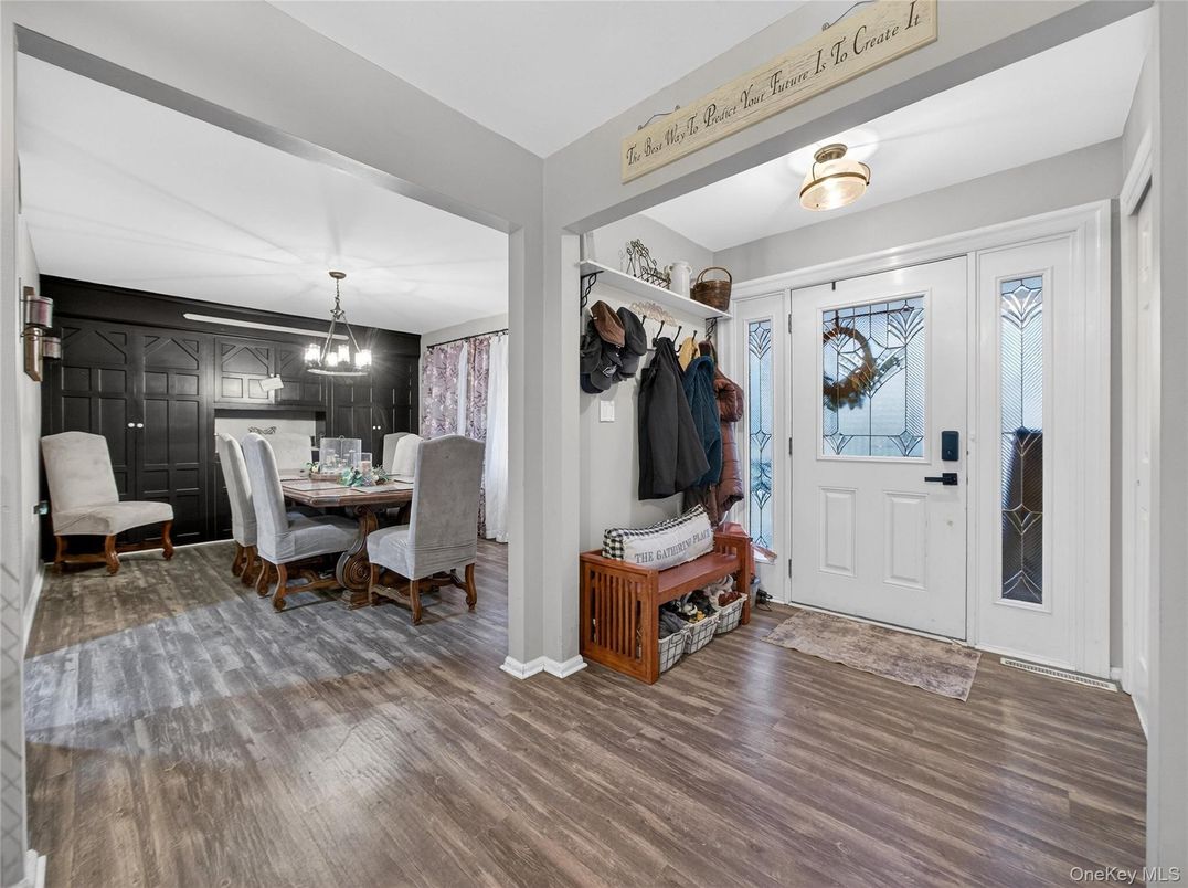 Chandelier, Dining room, Interior, Pendant Lights, Wood Texture Flooring