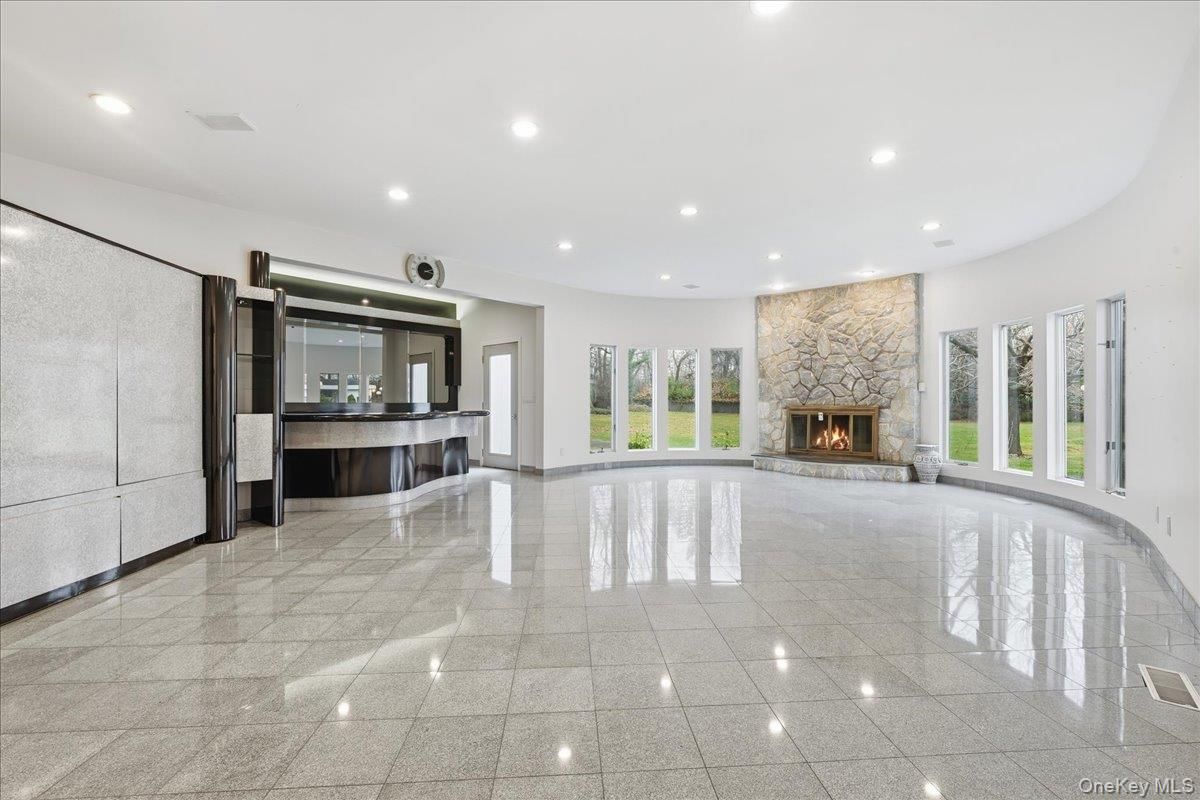 Empty room, Fireplace, Interior, Recessed Lighting