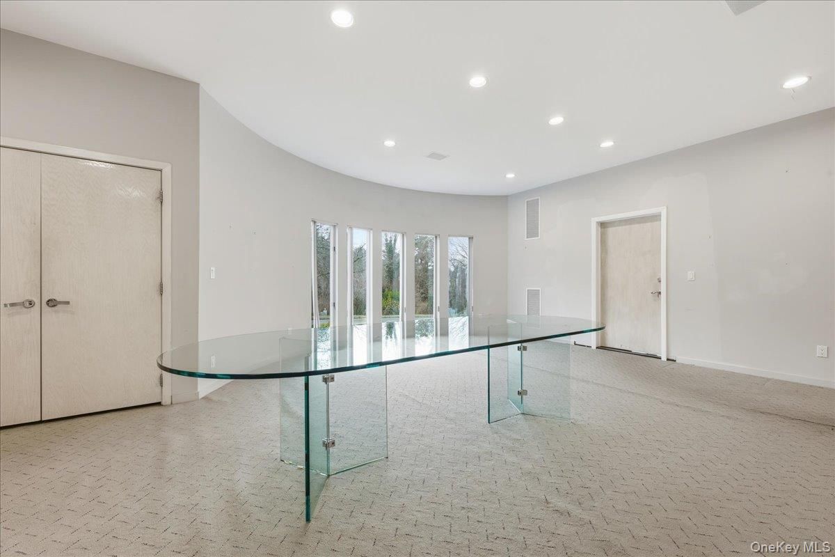 Interior, Recessed Lighting