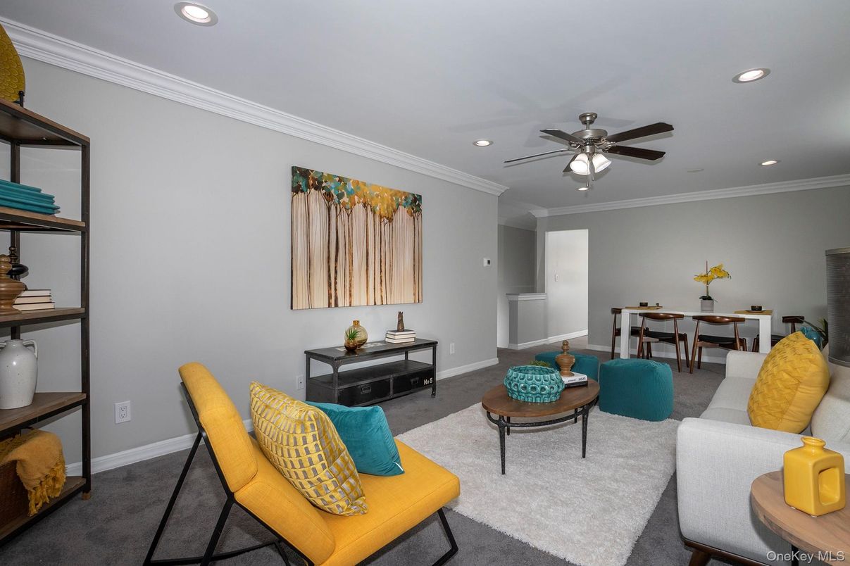 Dining room, Interior, Living room, Recessed Lighting