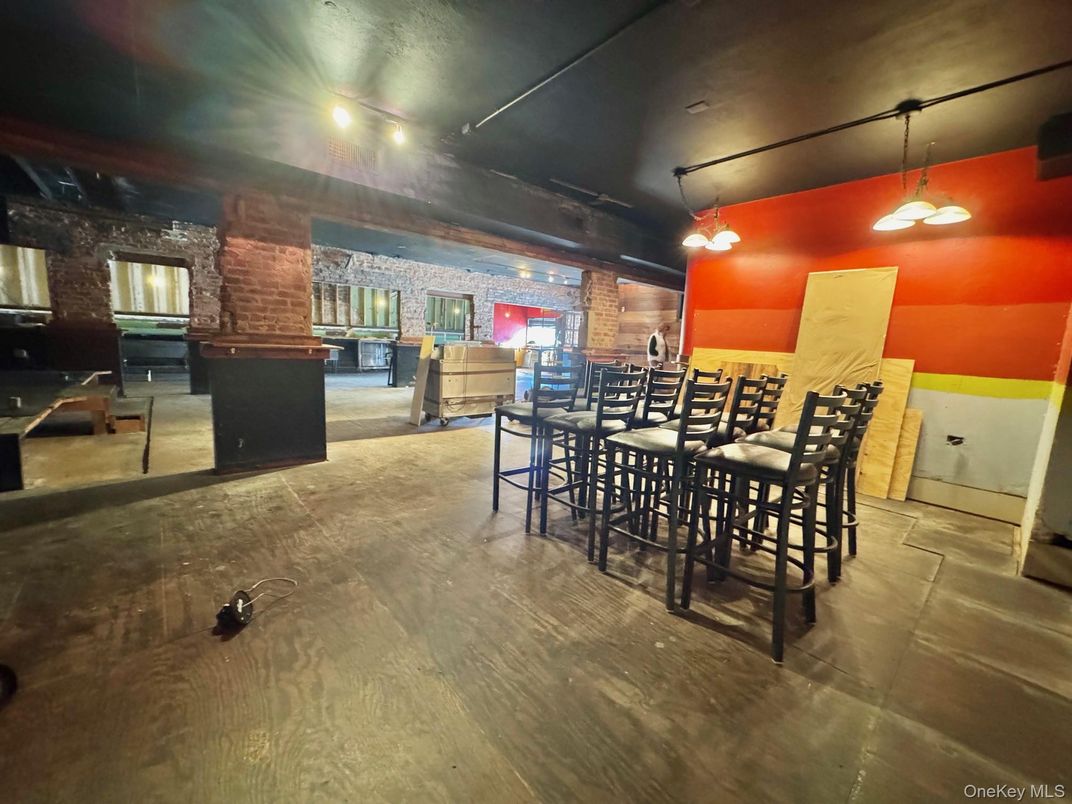 Dining room, Interior, Pendant Lights, Stone Walls