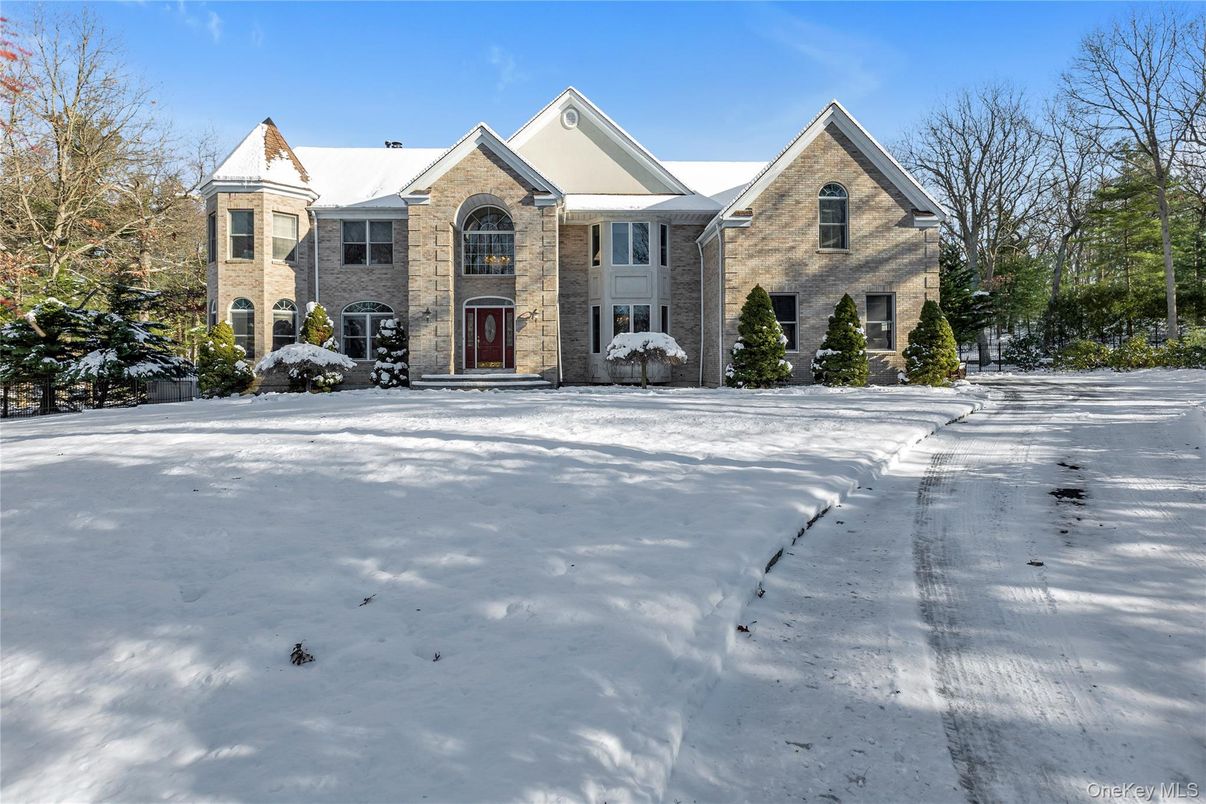 Exterior, Facade, Brick Facade, French Provincial