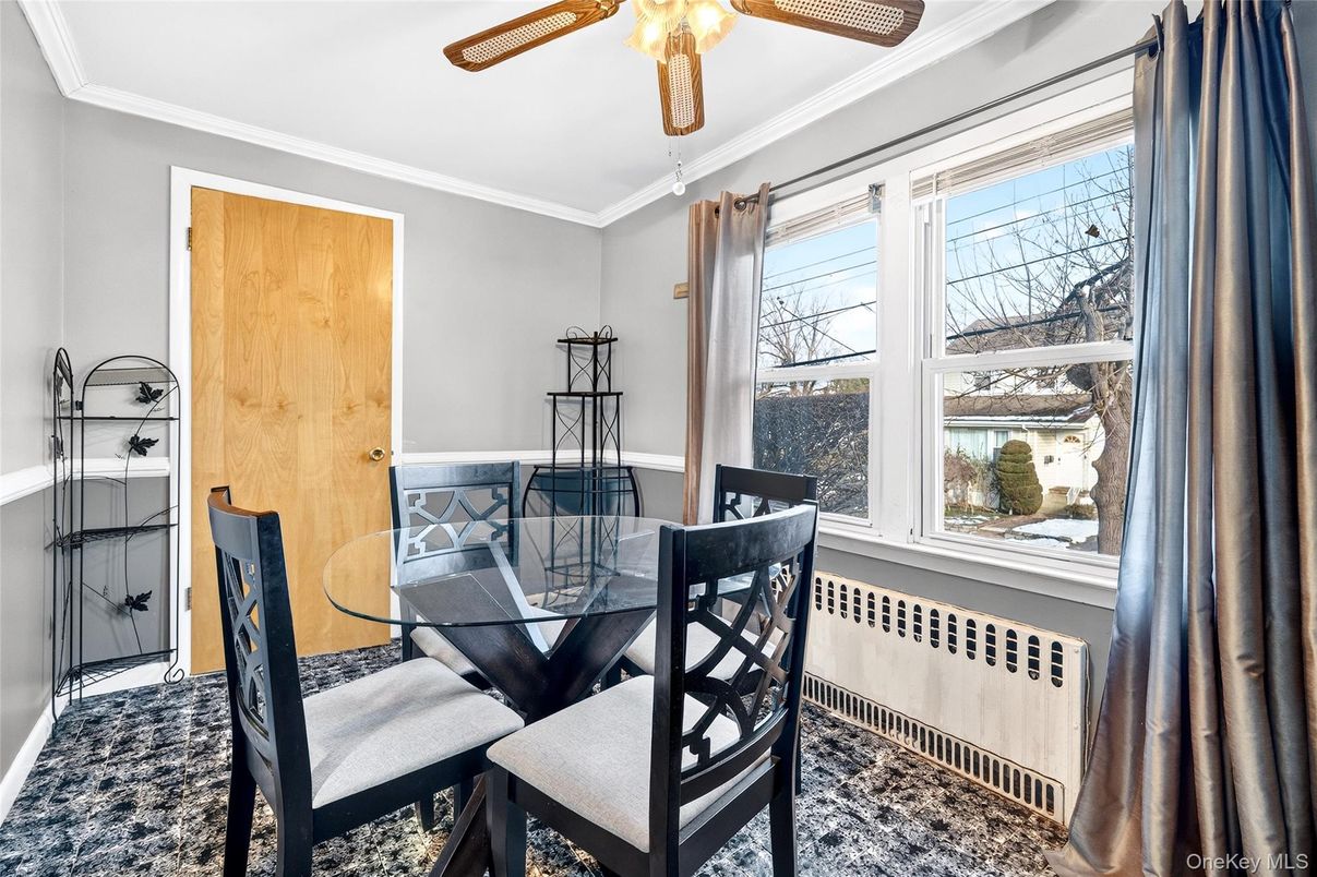 DE Listing image placeholder