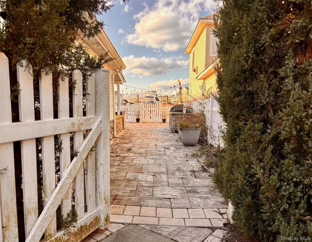 Exterior, Playground