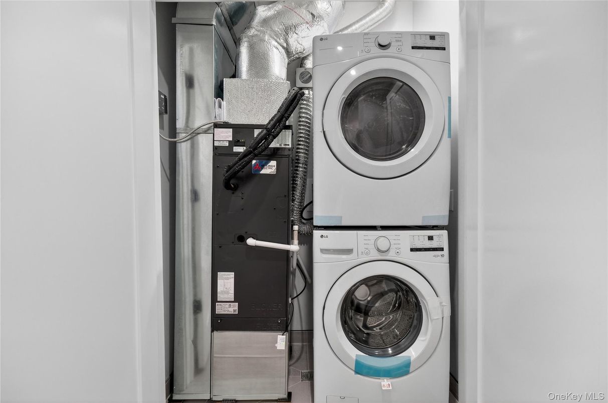 Interior, Utility Closets, Washer