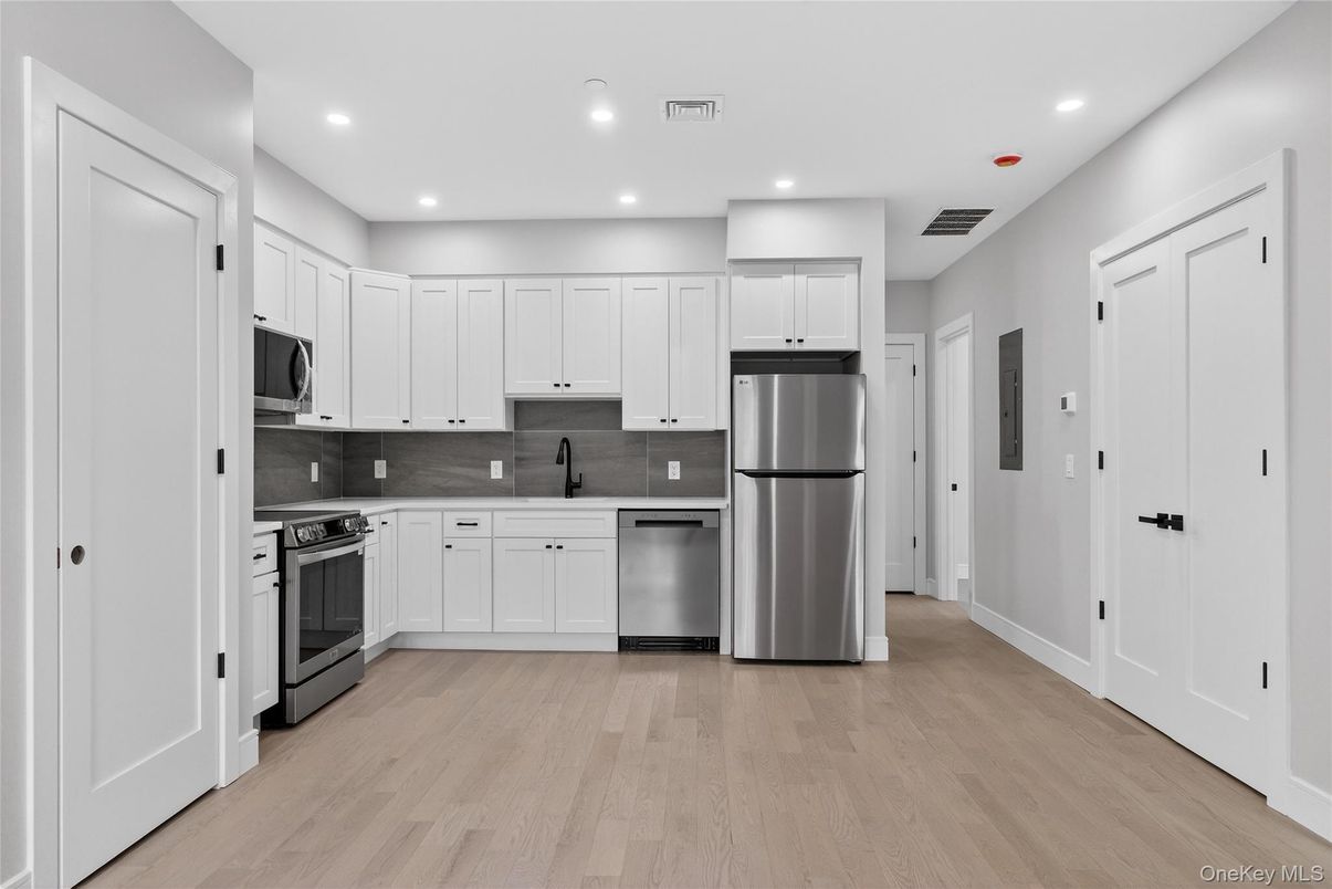 Interior, Kitchen, Recessed Lighting, Stainless Steel Appliances, Wood Texture Flooring