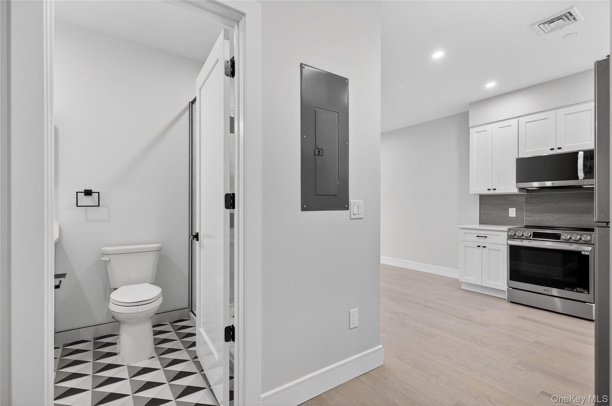 Bathroom, Interior, Kitchen, Recessed Lighting, Stainless Steel Appliances, Wood Texture Flooring