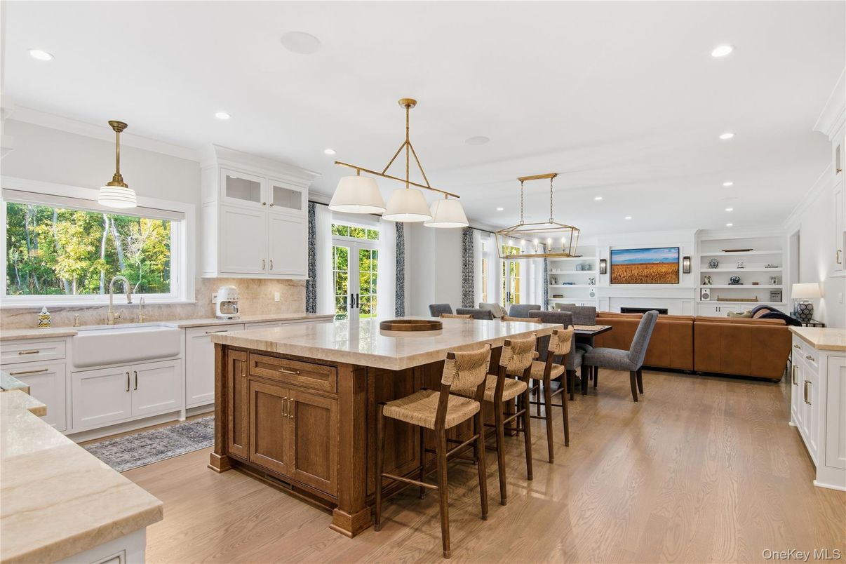 Chandelier, Dining room, Interior, Kitchen, Living room, Pendant Lights, Recessed Lighting, Wood Texture Flooring