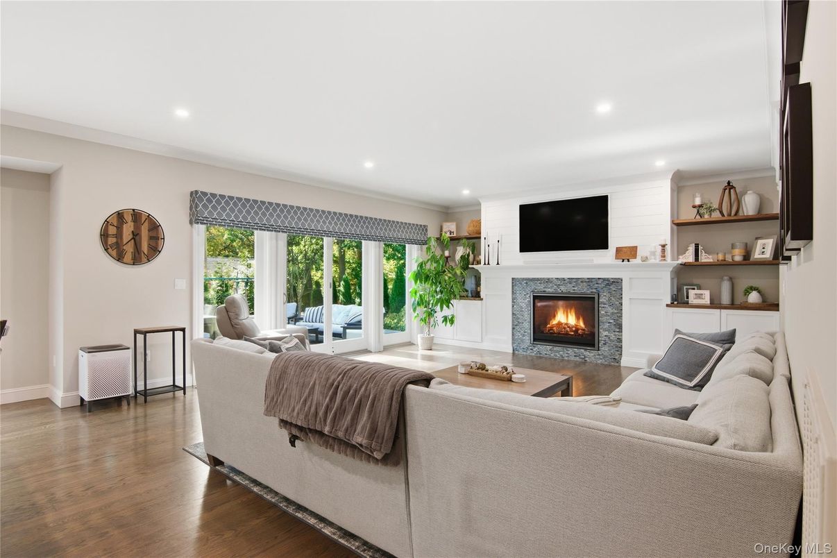 Fireplace, Interior, Living room, Recessed Lighting, Wood Texture Flooring