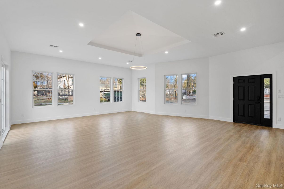 Empty room, Interior, Pendant Lights, Recessed Lighting, Wood Texture Flooring