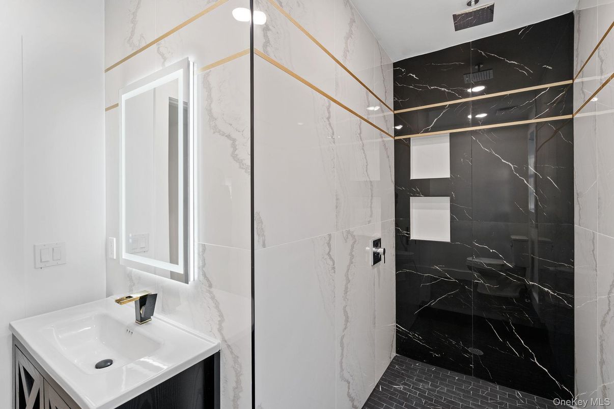Bathroom, Interior, Marble Walls