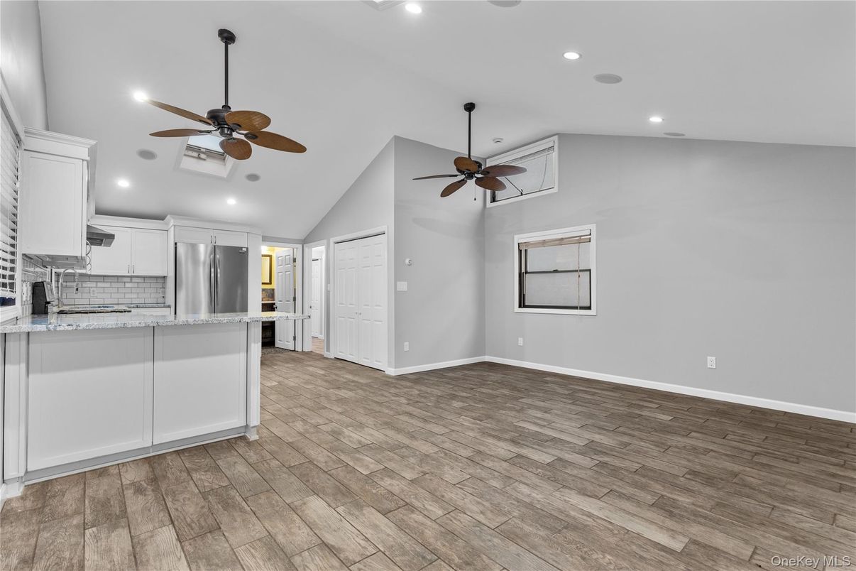 Empty room, Interior, Kitchen, Recessed Lighting, Wood Texture Flooring