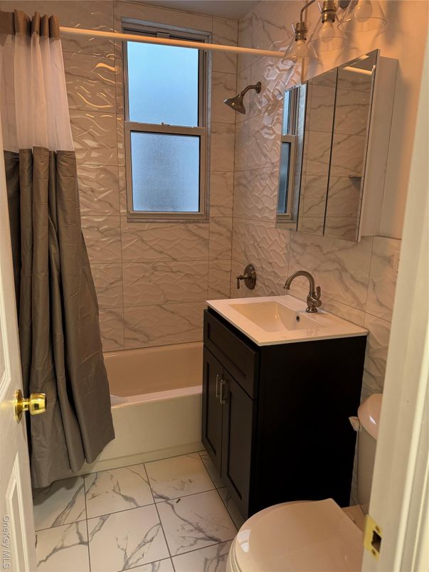 Bathroom, Interior, Marble Walls