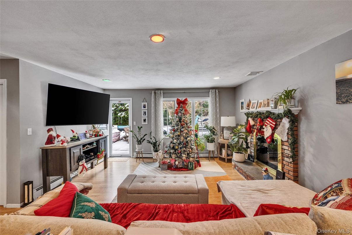 Fireplace, Interior, Living room, Recessed Lighting, Wood Texture Flooring