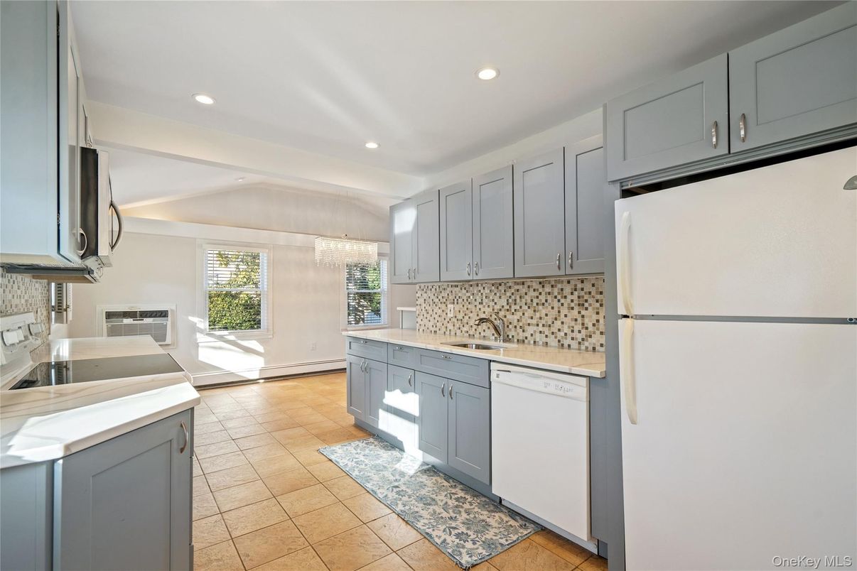 Interior, Kitchen, Recessed Lighting
