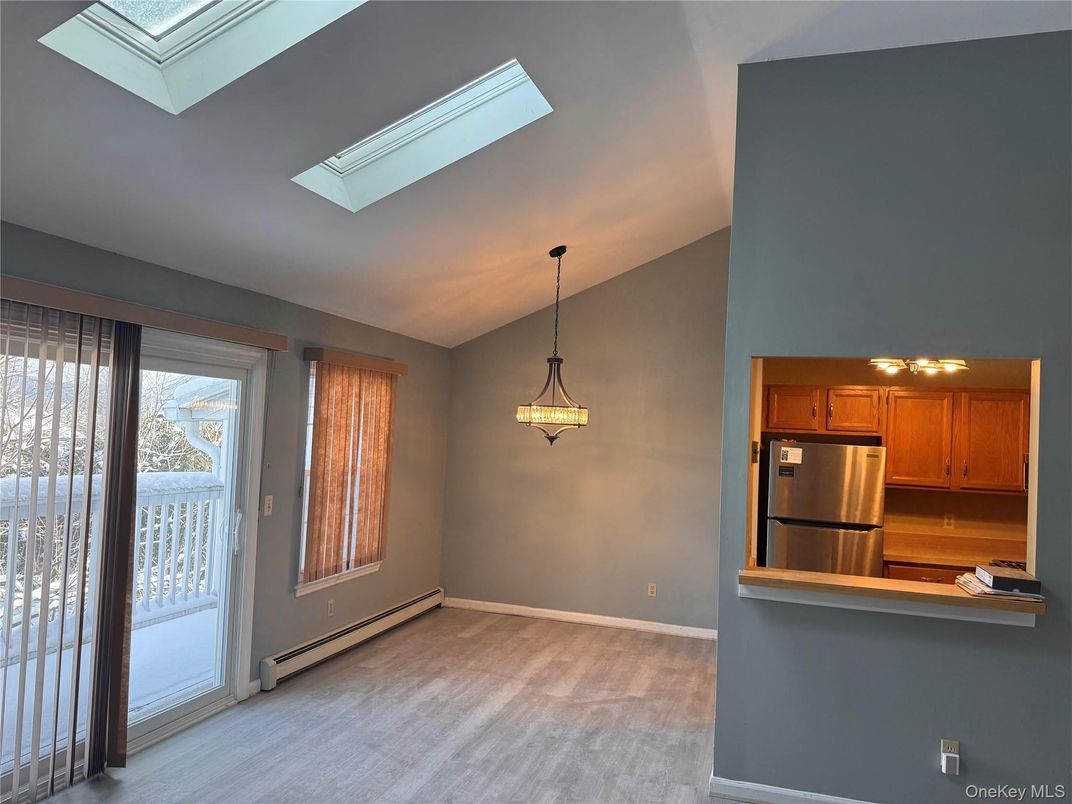 Empty room, Interior, Kitchen, Pendant Lights, Stainless Steel Appliances
