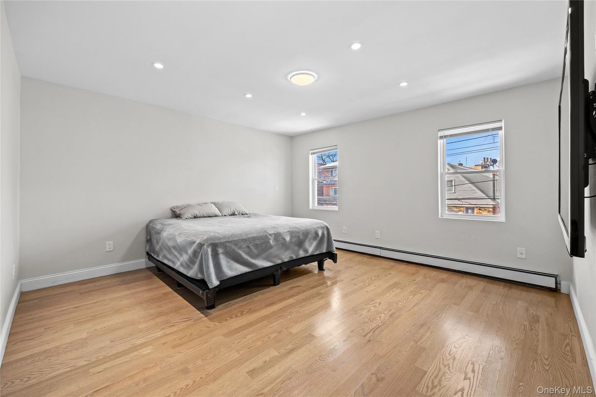 DE Listing image placeholder