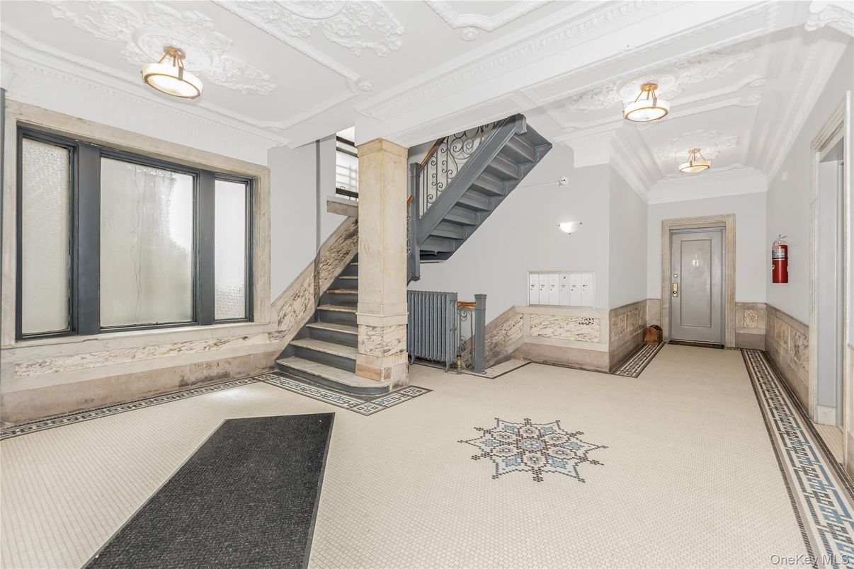 DE Listing image placeholder