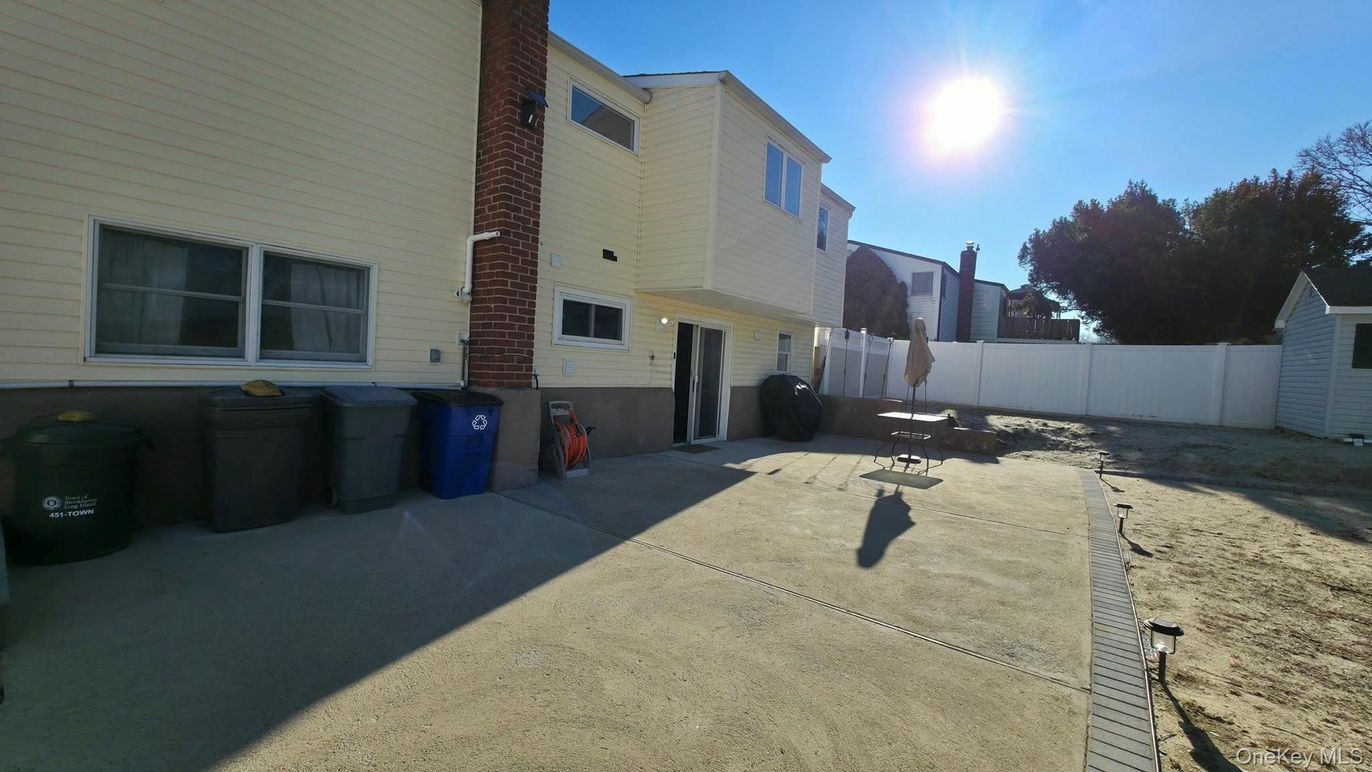 DE Listing image placeholder