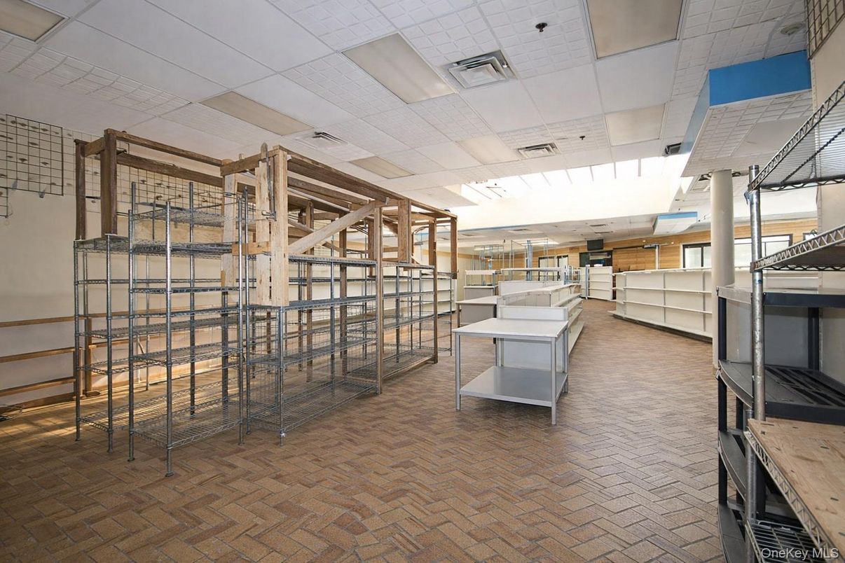 DE Listing image placeholder