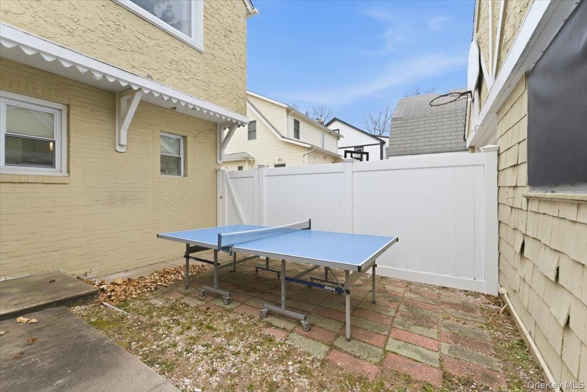 DE Listing image placeholder