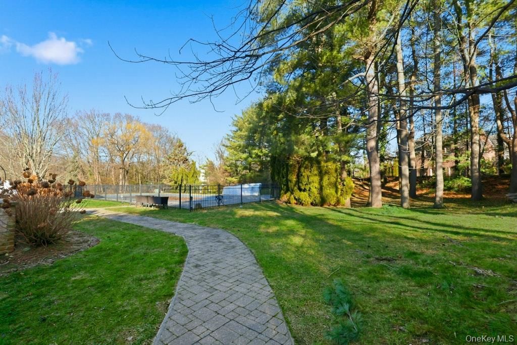 DE Listing image placeholder