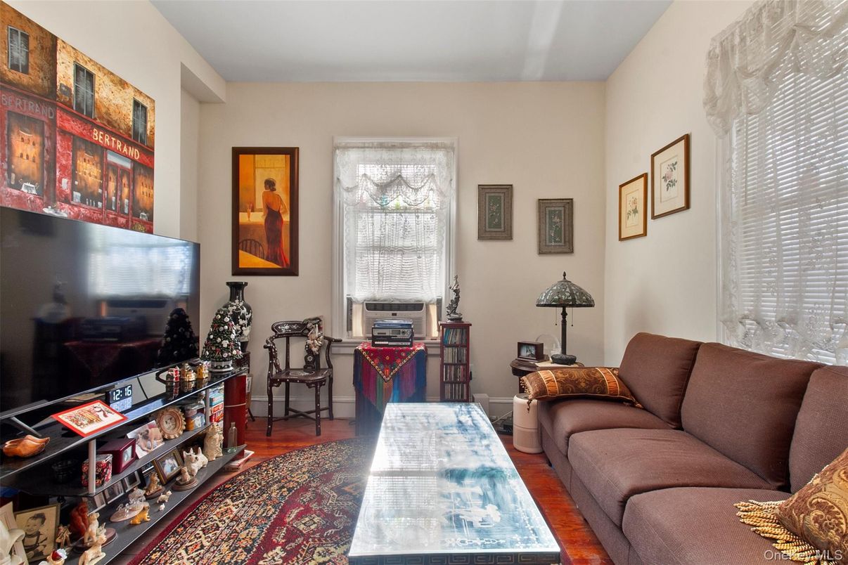 DE Listing image placeholder