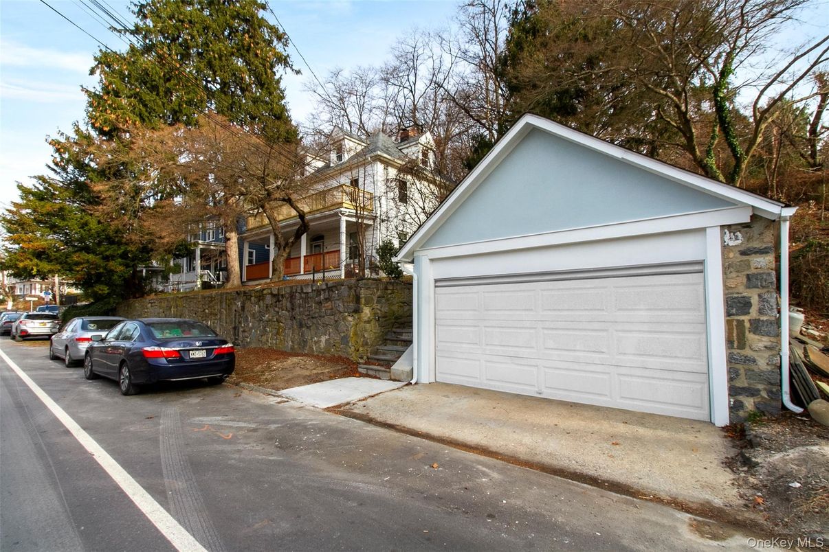 DE Listing image placeholder