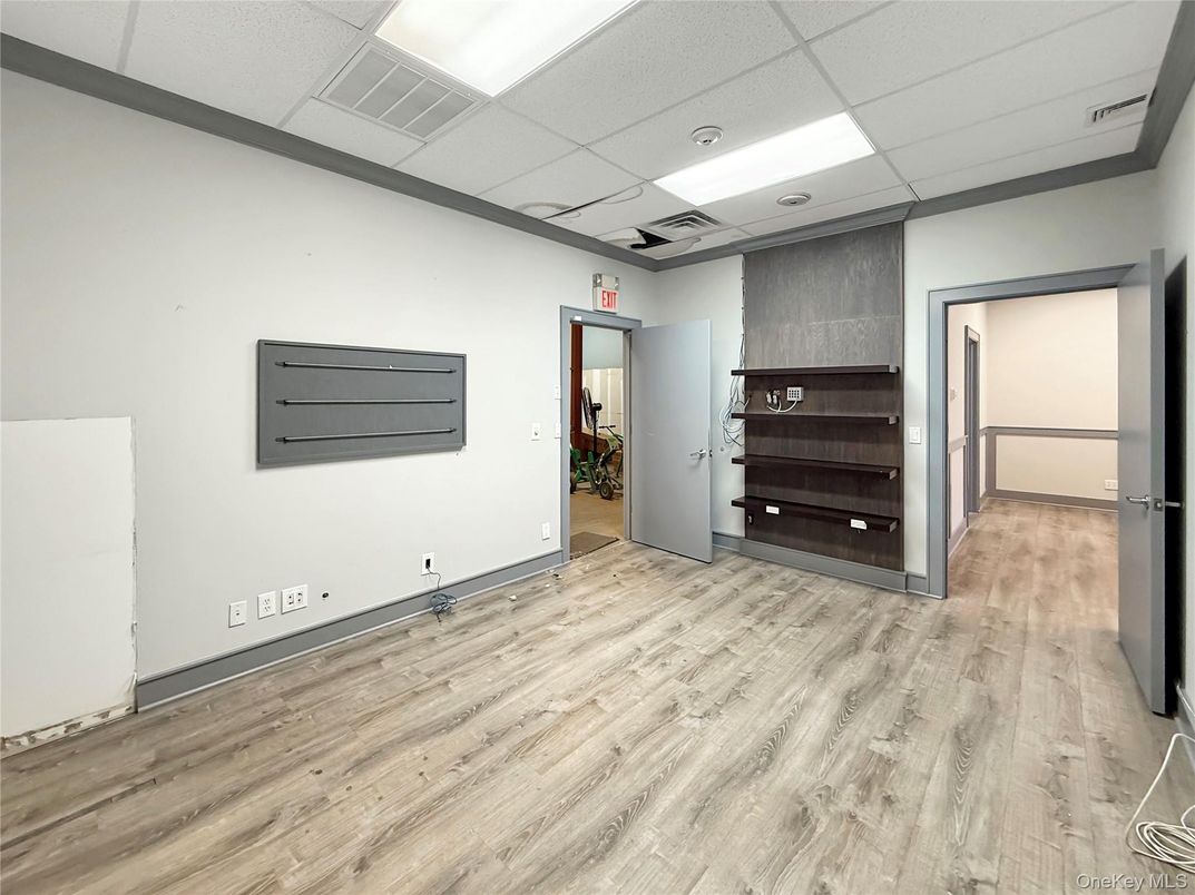 DE Listing image placeholder